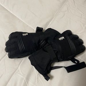 REI kids mountain gloves Small size